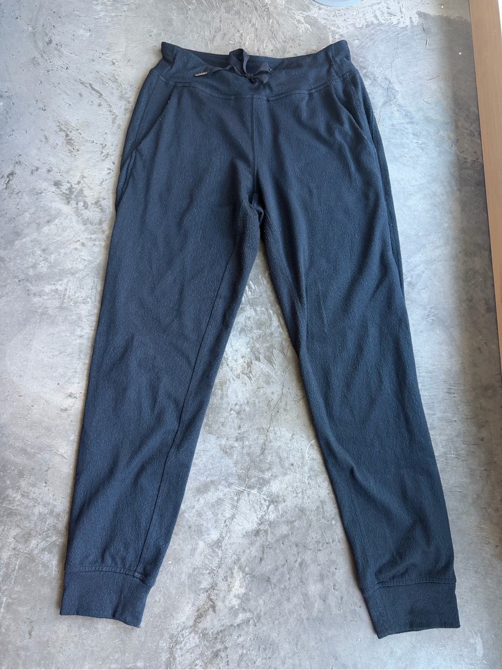 LULULEMON Ready to Rulu Pant Size 6